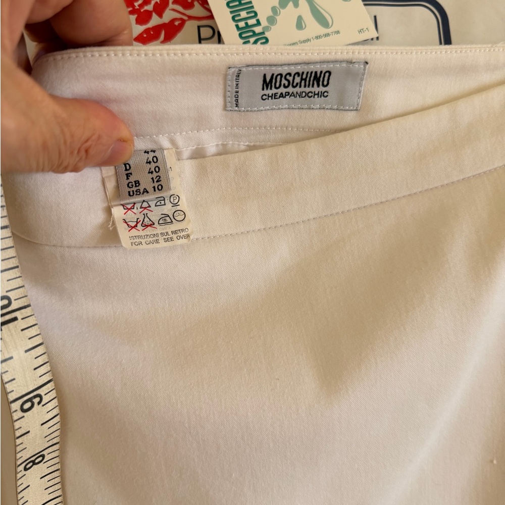 Moschino White Floral-Embellished Women’s Skirt - Picture 3 of 7